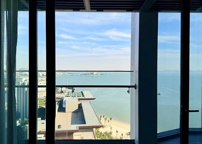 Ho A La Carte View Bien